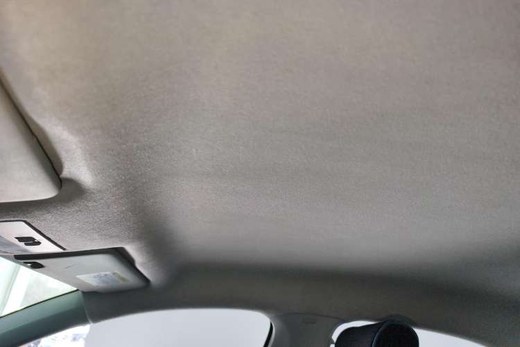 Used Volkswagen Jetta 2015 1.4L Manual Fashion Model Headliner
