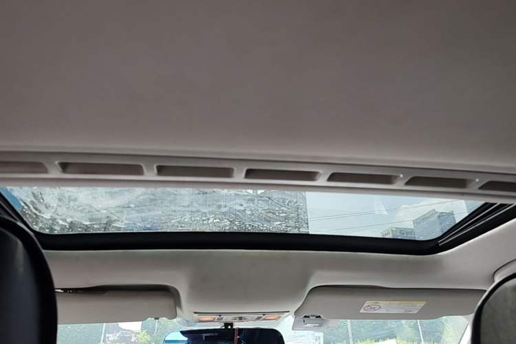 Used Volkswagen Jetta 2015 Zhuihui Edition 1.6L Manual Comfort Model Headliner