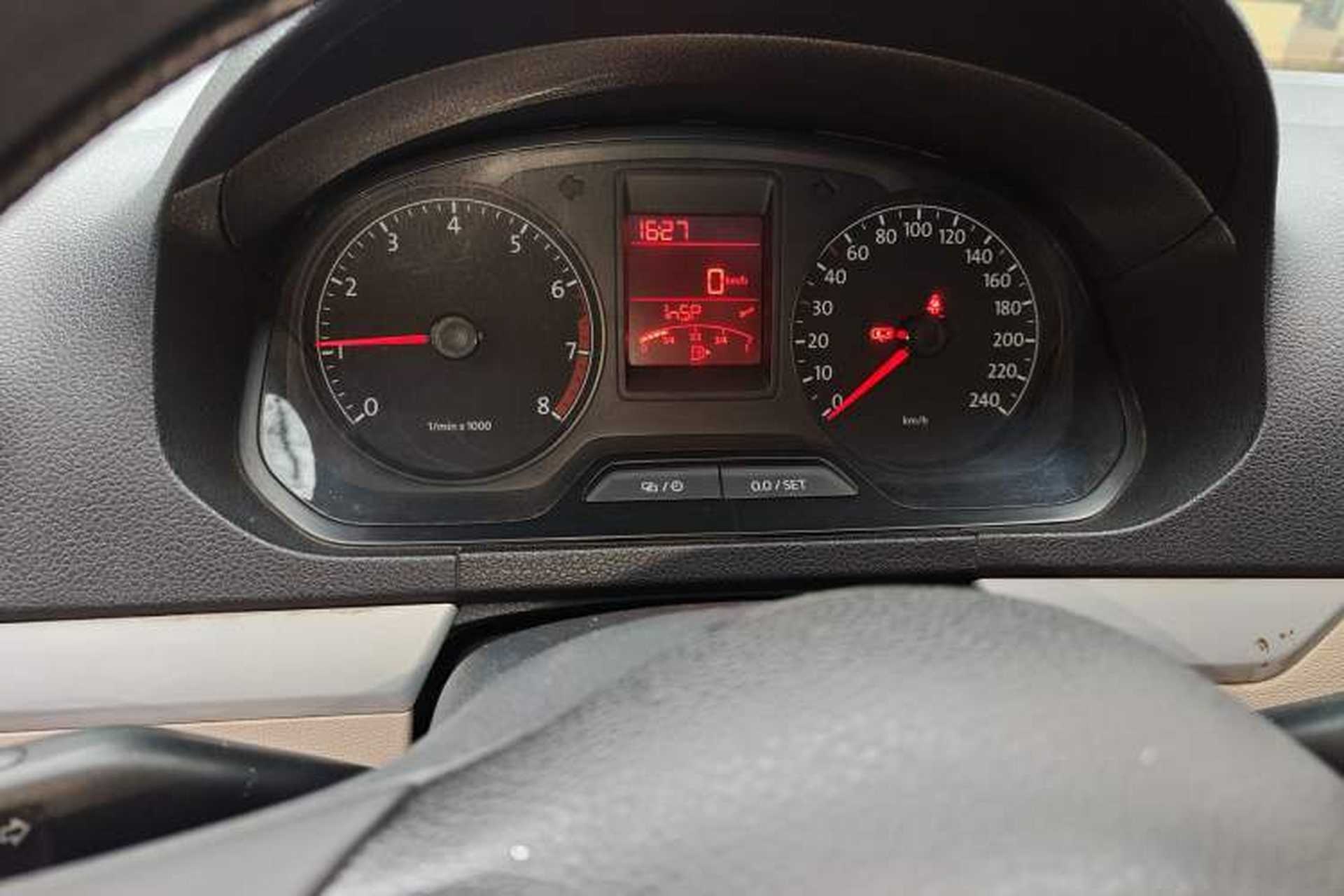 Used Volkswagen Jetta 2015 1.6L Manual Comfort Model Instrument Cluster