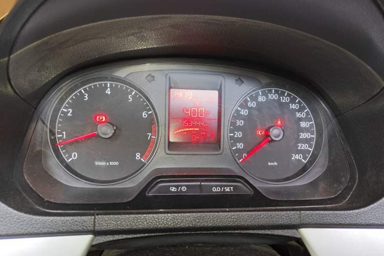 Used Volkswagen Jetta 2015 1.6L Manual Comfort Model Instrument Cluster