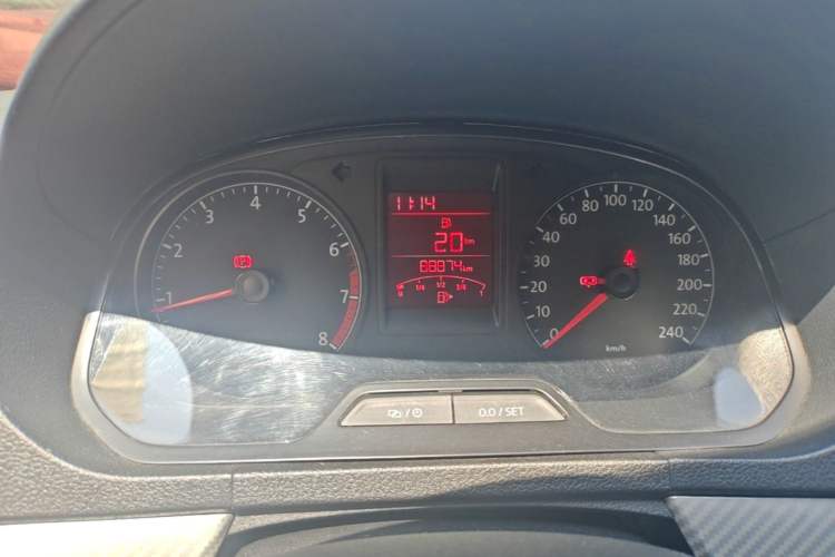 Used Volkswagen Jetta 2015 1.6L Manual Comfort Model Instrument Cluster