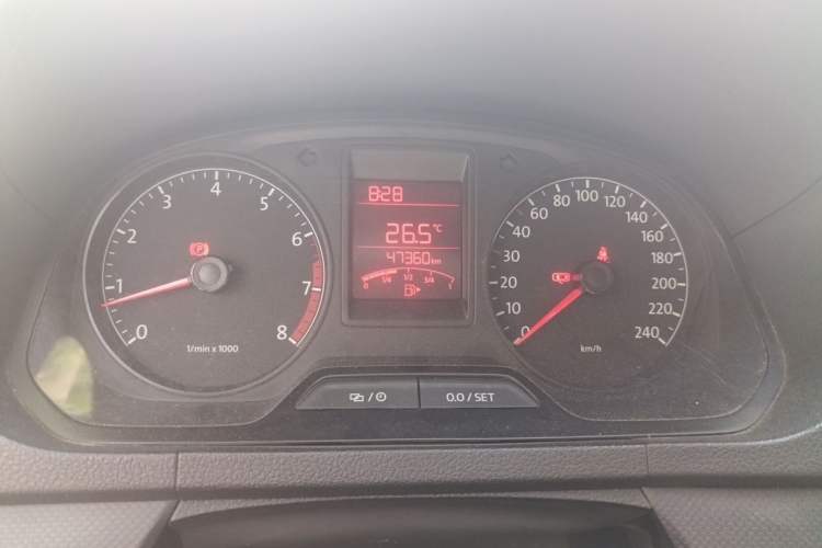Used Volkswagen Jetta 2015 1.6L Manual Fashion Edition Instrument Cluster
