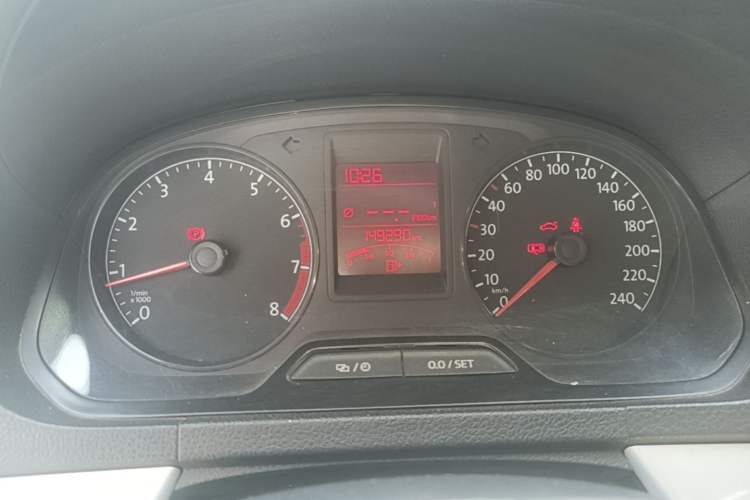 Used Volkswagen Jetta 2015 1.6L Manual Comfort Model Instrument Cluster