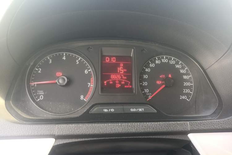 Used Volkswagen Jetta 2015 Zhihui Edition 1.4L Manual Comfort Model Instrument Cluster