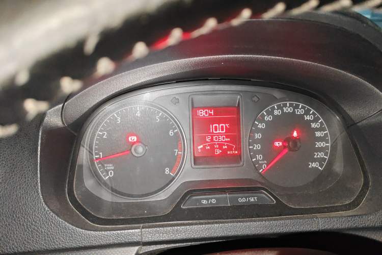 Used Volkswagen Jetta 2015 Value Edition 1.6L Manual Fashionable Style Instrument Cluster
