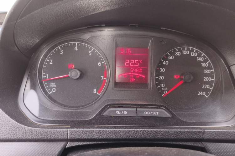 Used Volkswagen Jetta 2015 Value Edition 1.6L Manual Fashionable Style Instrument Cluster