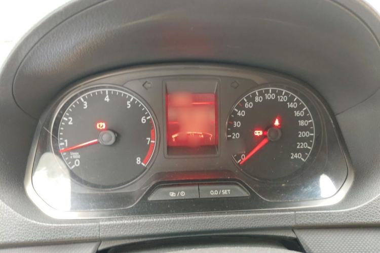 Used Volkswagen Jetta 2015 Value Edition 1.6L Manual Fashionable Style Instrument Cluster