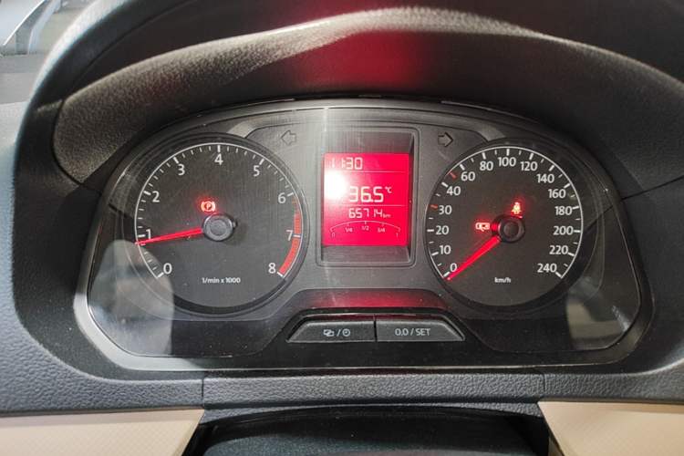 Used Volkswagen Jetta 2015 1.4L Manual Fashion Model Instrument Cluster