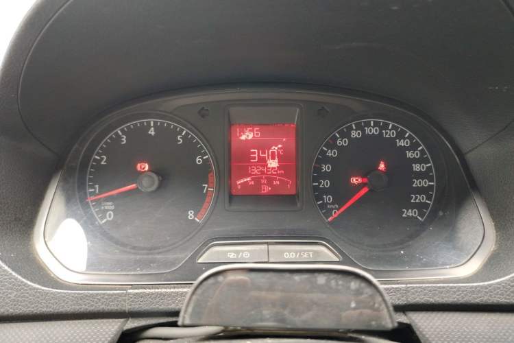 Used Volkswagen Jetta 2015 Value Edition 1.6L Manual Fashionable Style Instrument Cluster