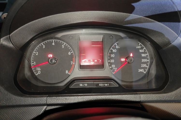 Used Volkswagen Jetta 2015 Value Edition 1.6L Manual Fashionable Style Instrument Cluster