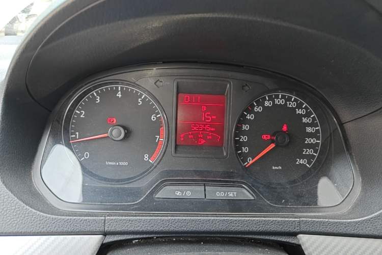 Used Volkswagen Jetta 2015 1.6L Manual Comfort Model Instrument Cluster
