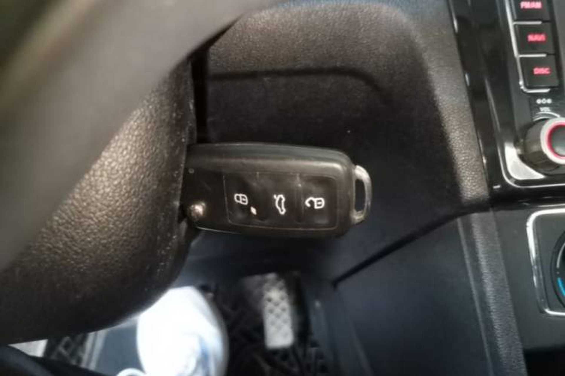 Used Volkswagen Jetta 2015 1.6L Automatic Comfort Model Interior 1