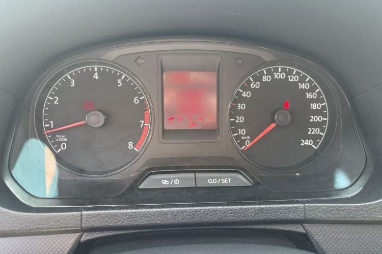 Used Volkswagen Jetta 2015 Value Edition 1.6L Manual Fashionable Style Interior 1