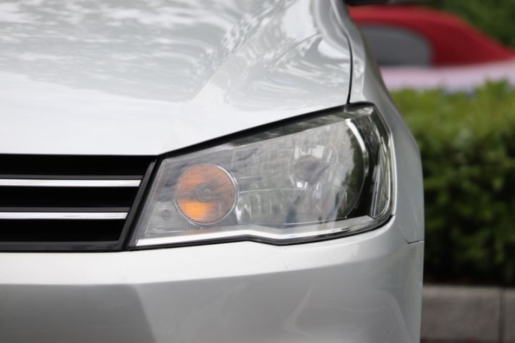 Used Volkswagen Jetta 2015 1.6L Automatic Comfort Model Left Front Headlight