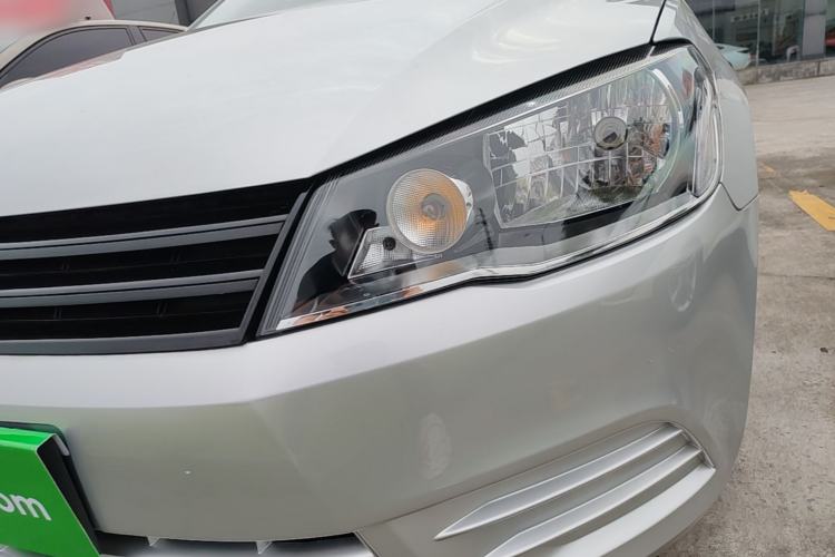 Used Volkswagen Jetta 2015 Zhuihui Edition 1.4L Manual Fashion Model Left Front Headlight