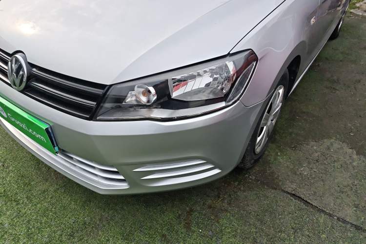Used Volkswagen Jetta 2015 Zhuihui Edition 1.4L Manual Fashion Model Left Front Headlight