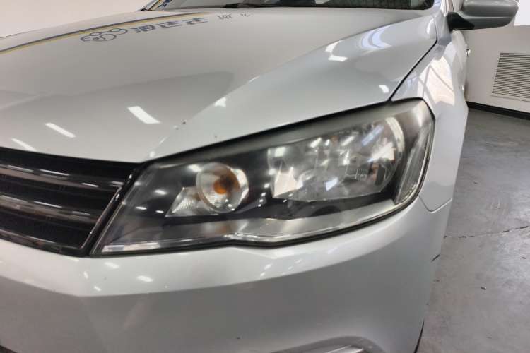Used Volkswagen Jetta 2015 1.4L Manual Fashion Model Left Front Headlight