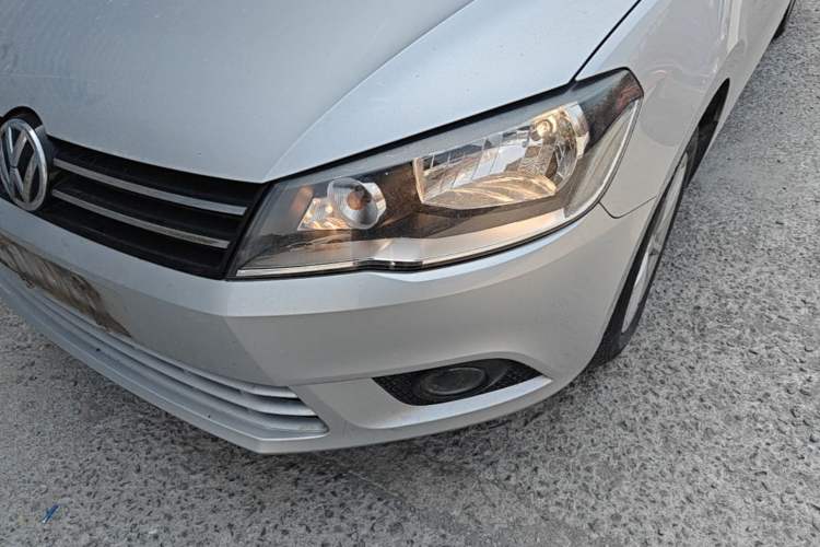 Used Volkswagen Jetta 2015 1.6L Manual Comfort Model Left Front Headlight