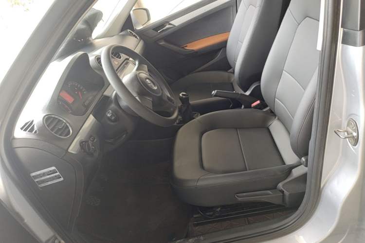 Used Volkswagen Jetta 2015 1.4L Manual Comfort Model Left Front Seat