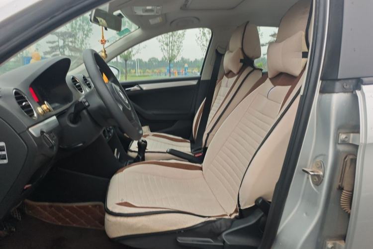 Used Volkswagen Jetta 2015 1.4L Manual Comfort Model Left Front Seat