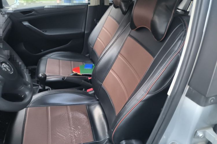 Used Volkswagen Jetta 2015 Value Edition 1.6L Manual Fashionable Style Left Front Seat