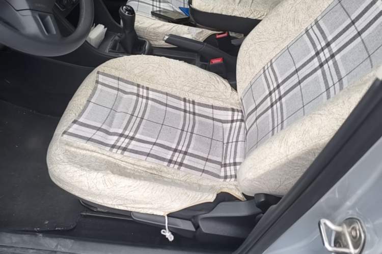 Used Volkswagen Jetta 2015 1.6L Manual Comfort Model Left Front Seat