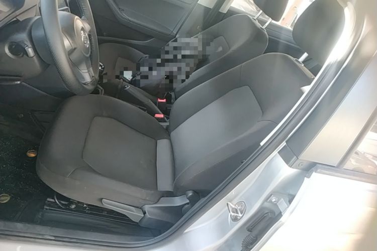 Used Volkswagen Jetta 2015 Zhuihui Edition 1.4L Manual Fashion Model Left Front Seat