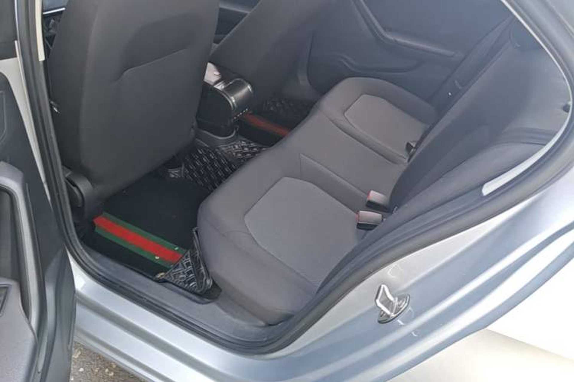 Used Volkswagen Jetta 2015 1.6L Automatic Fashion Model Left Rear Seat