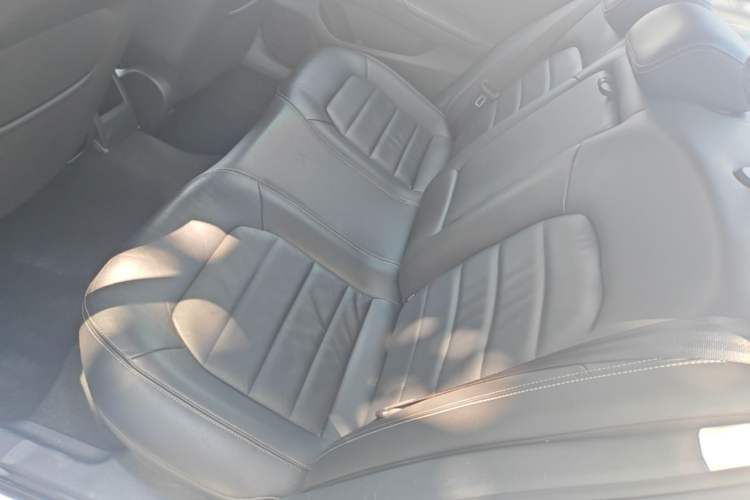 Used Volkswagen Jetta 2015 1.6L Manual Comfort Model Left Rear Seat