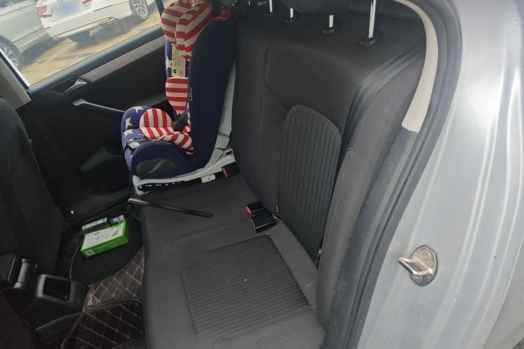 Used Volkswagen Jetta 2015 1.6L Manual Comfort Model Left Rear Seat