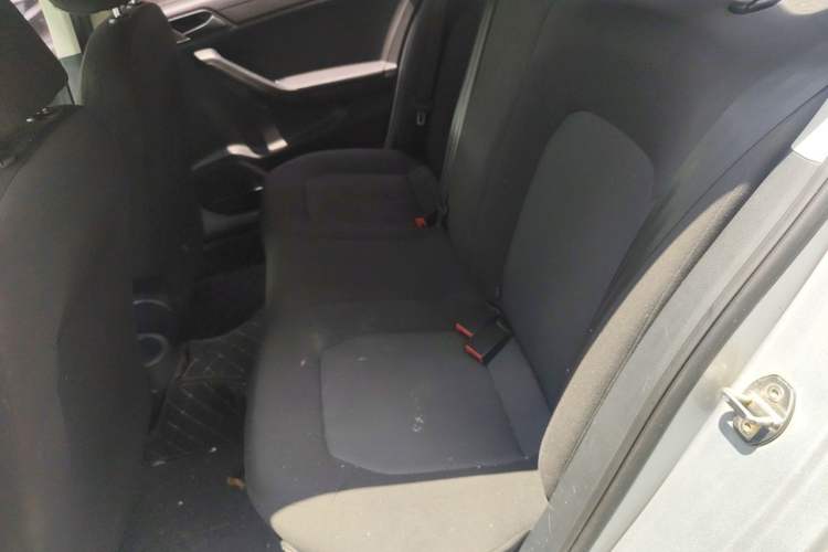 Used Volkswagen Jetta 2015 1.6L Manual Fashion Edition Left Rear Seat