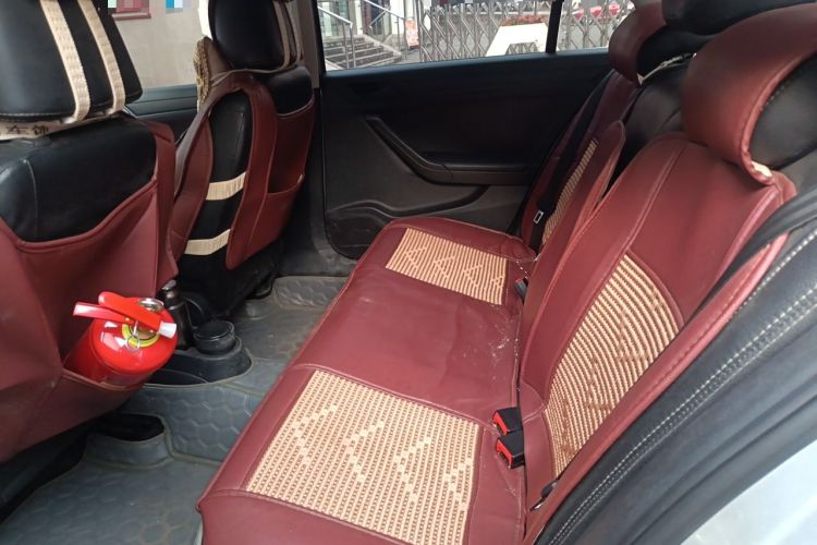 Used Volkswagen Jetta 2015 1.4L Manual Fashion Model Left Rear Seat