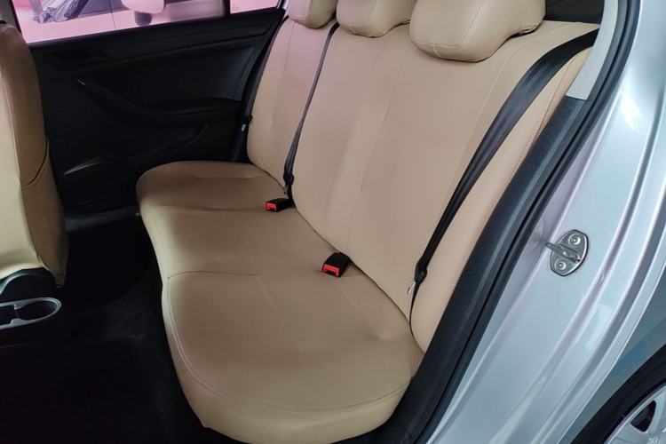 Used Volkswagen Jetta 2015 1.6L Manual Fashion Edition Left Rear Seat