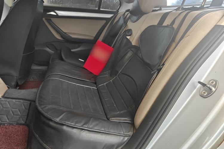 Used Volkswagen Jetta 2015 1.6L Manual Comfort Model Left Rear Seat