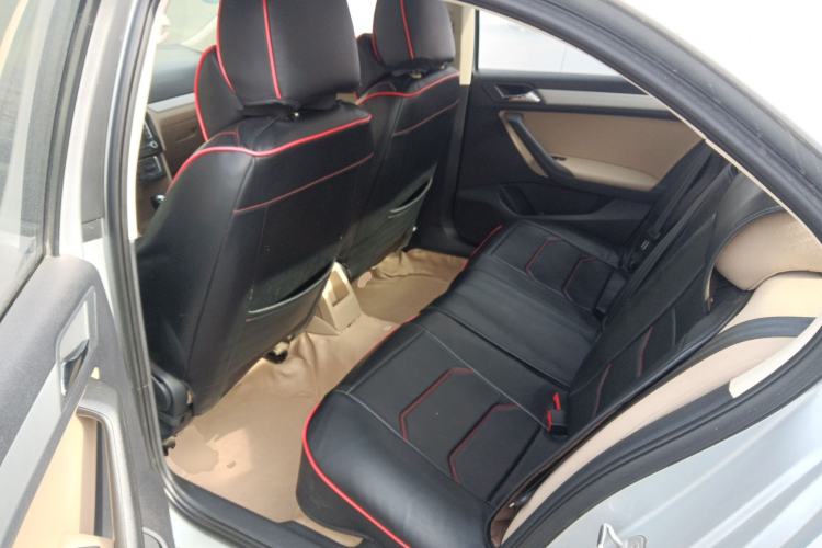 Used Volkswagen Jetta 2015 1.6L Automatic Comfort Model Left Rear Seat