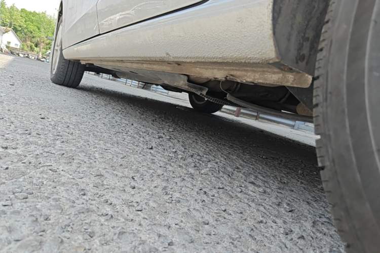Used Volkswagen Jetta 2015 1.6L Manual Comfort Model Left Side Sill