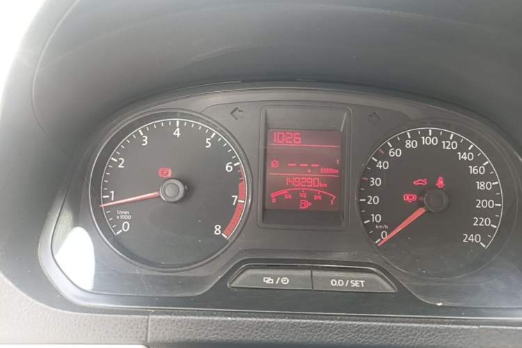 Used Volkswagen Jetta 2015 1.6L Manual Comfort Model Odometer Close Up