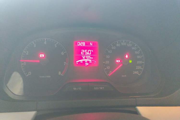 Used Volkswagen Jetta 2015 1.6L Automatic Comfort Model Odometer Close Up