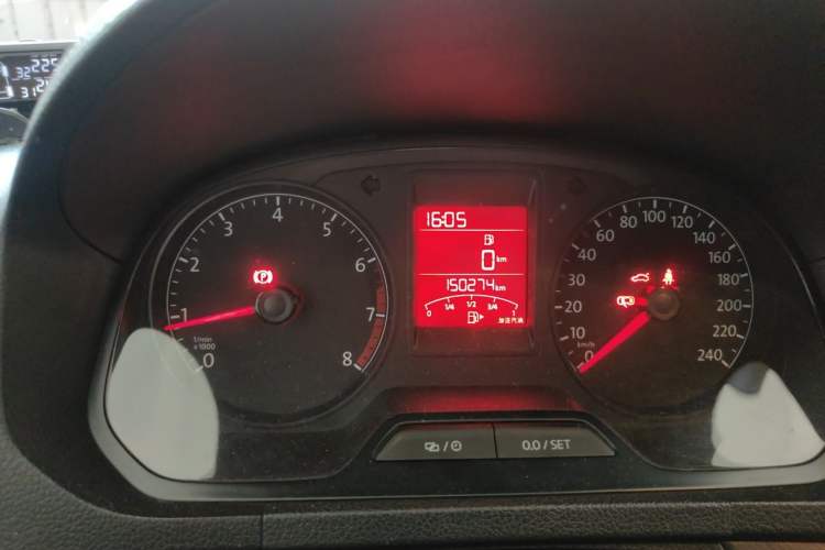 Used Volkswagen Jetta 2015 Value Edition 1.6L Manual Fashionable Style Odometer Close Up
