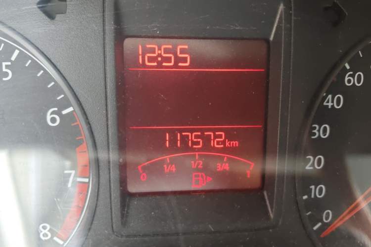 Used Volkswagen Jetta 2015 Value Edition 1.6L Manual Fashionable Style Odometer Close Up
