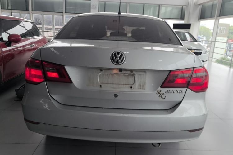 Used Volkswagen Jetta 2015 1.6L Automatic Fashion Model Rear
