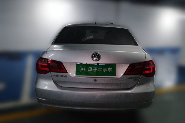 Used Volkswagen Jetta 2015 1.6L Manual Fashion Edition Rear