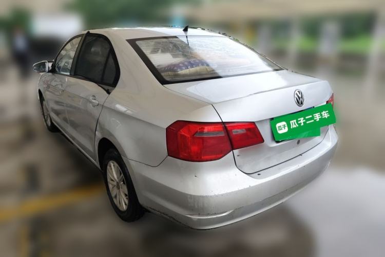 Used Volkswagen Jetta 2015 Value Edition 1.6L Manual Fashionable Style Rear Left 45 Deg