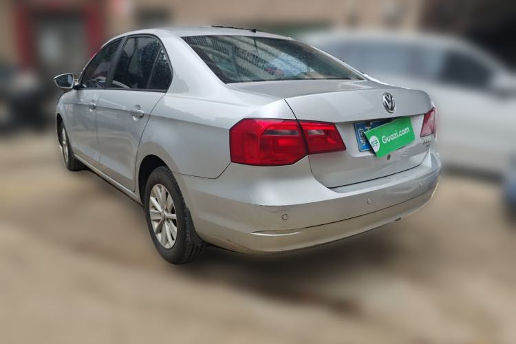 Used Volkswagen Jetta 2015 1.6L Manual Fashion Edition Rear Left 45 Deg