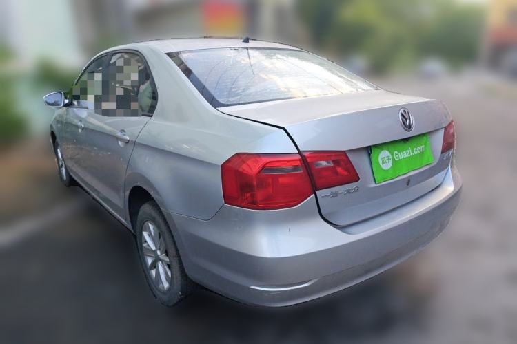 Used Volkswagen Jetta 2015 Value Edition 1.6L Manual Fashionable Style Rear Left 45 Deg