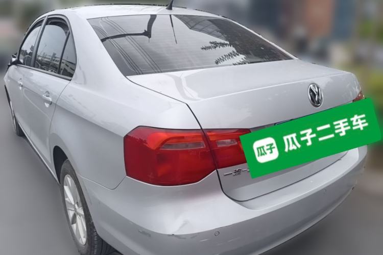 Used Volkswagen Jetta 2015 1.6L Manual Comfort Model Rear Left 45 Deg