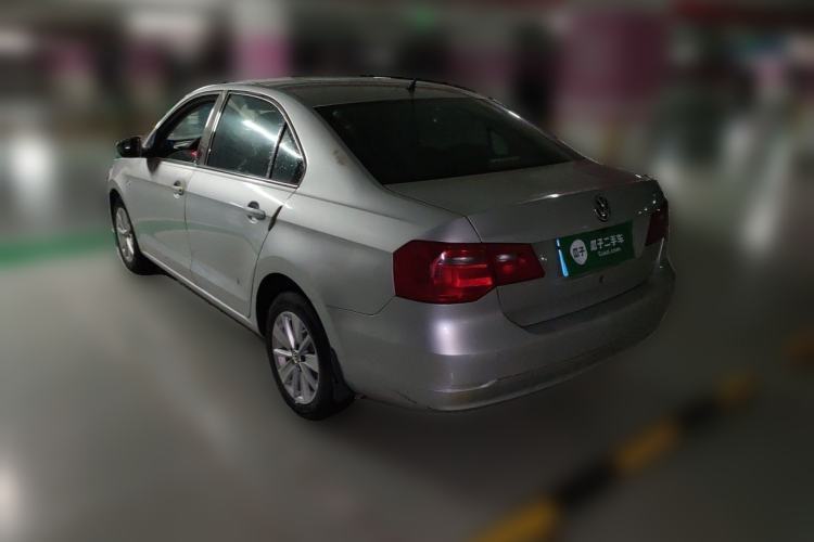Used Volkswagen Jetta 2015 Value Edition 1.6L Automatic Comfort Version Rear Left 45 Deg