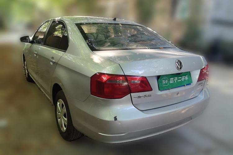 Used Volkswagen Jetta 2015 Value Edition 1.6L Manual Fashionable Style Rear Left 45 Deg
