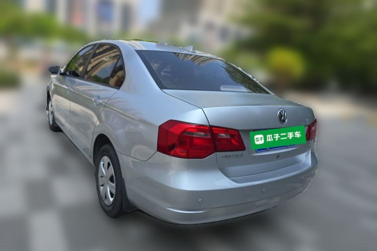Used Volkswagen Jetta 2015 Value Edition 1.6L Manual Fashionable Style Rear Left 45 Deg