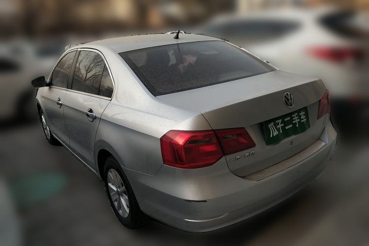 Used Volkswagen Jetta 2015 Value Edition 1.6L Manual Fashionable Style Rear Left 45 Deg